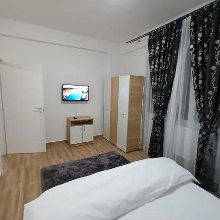 Roxy Cu 3 דירה Năvodari